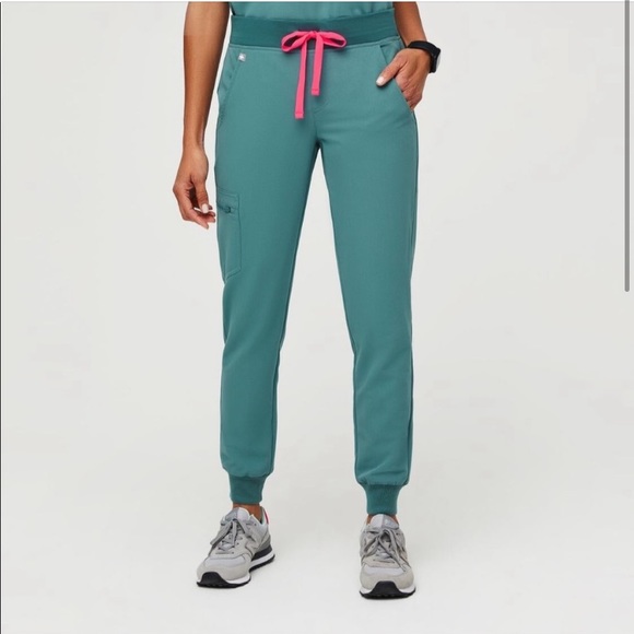 NWT FIGS HYDROGREEN SCRUBS SET ZAMORA CATARINA S ORIGINAL pink drawstring - Picture 8 of 10